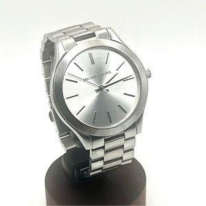 Michael Kors Runway Slim Watch Silver Unisex 40mm case 7" Wrist New Battery